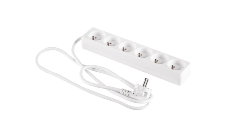 Przedłużacz 6-gniazd z/u 1,5m /H05VV-F 3G1/ biały PM-BW-6G-15