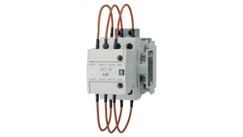 MODUŁ DO ZAŁĄCZANIA BATERII KONDENSATORÓW DO STYCZNIKÓW GMC-9-40 I MC-9B-40A (DO 33,3 KVAR) 83631611001 AC-9