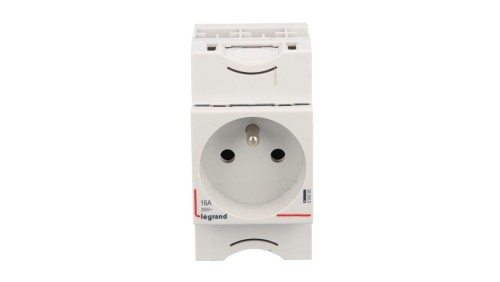 Gniazdo modułowe serwisowe 2P+Z 10/16A 250V na szynę G380 004280